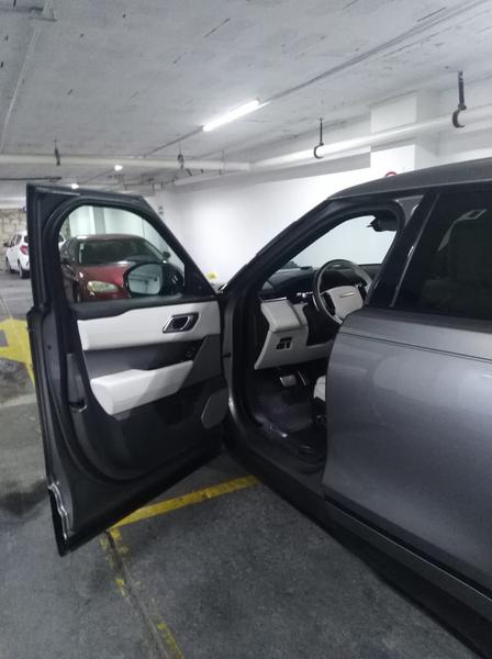 Land Rover Range Rover • 2019 • 3,771 km 8