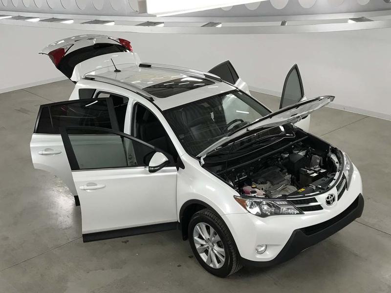 Toyota RAV4 • 2015 • 483,928 km 4