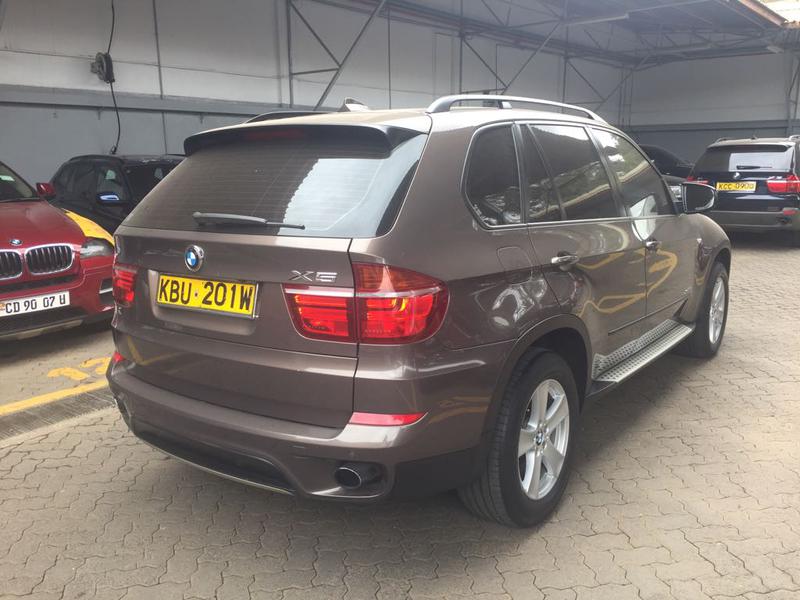 BMW X5 • 2013 • 40,000 km 3