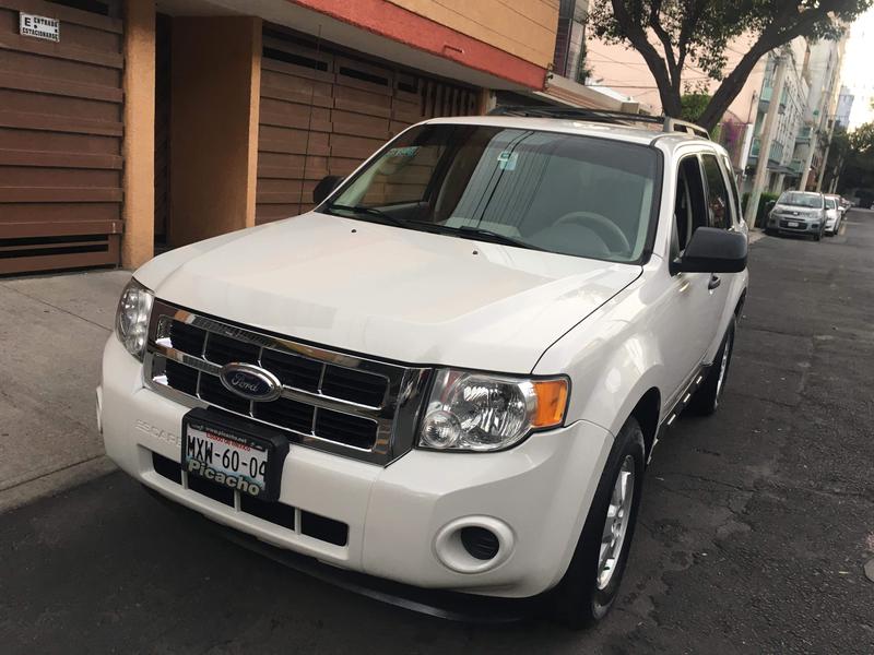 Ford Escape • 2010 • 140 km 12