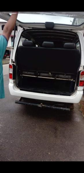 Toyota Hiace • 2003 • 3,600 km 10