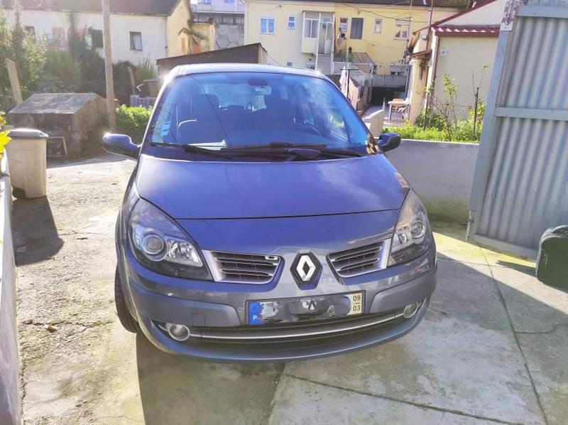 Renault Grand Scenic • 2009 • 300,000 km 7