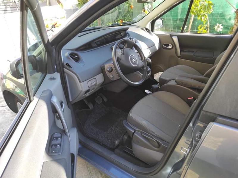 Renault Grand Scenic • 2009 • 300,000 km 6