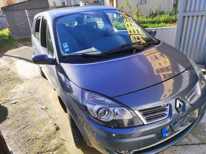 Renault Grand Scenic • 2009 • 300,000 km 1