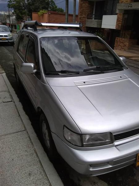 Hyundai  • 2000 • 12,000 km 18