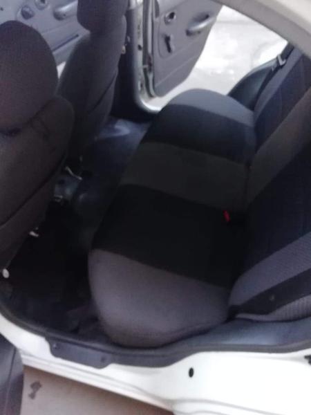 Hyundai Accent • 2002 • 180,000 km 5