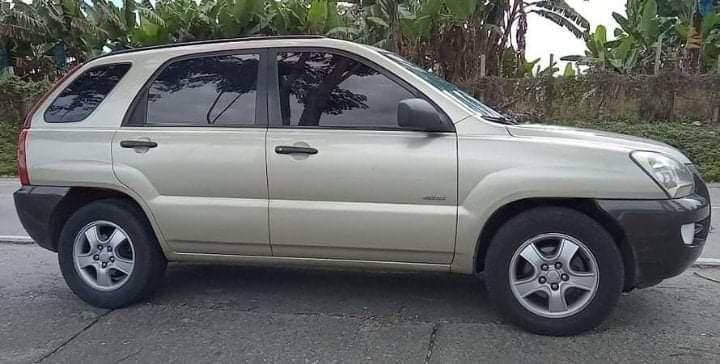 Kia Sportage • 2007 • 121,764 km 6