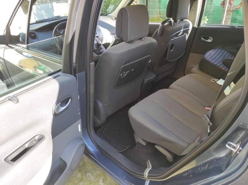 Renault Grand Scenic • 2009 • 300,000 km 3