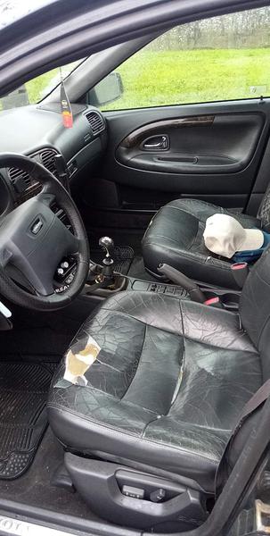 Volvo V40 • 2000 • 468,000 km 1