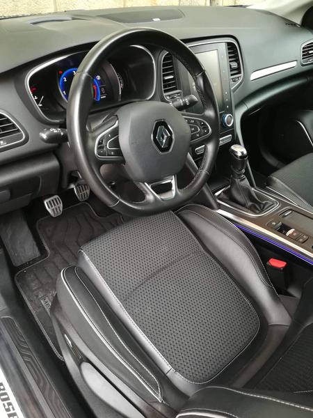 Renault Mégane • 2017 • 60,000 km 14