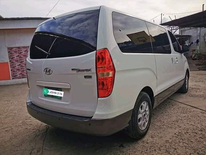 Hyundai  • 2011 • 0 km 4