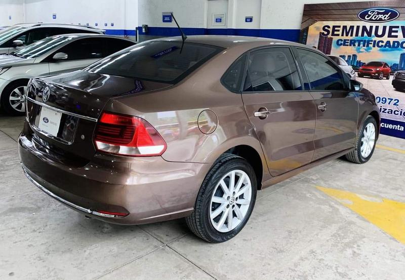Volkswagen Vento • 2018 • 64,000 km 2