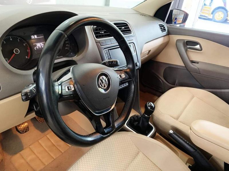 Volkswagen Vento • 2018 • 64,000 km 7