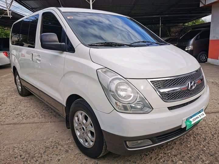 Hyundai  • 2011 • 0 km 7