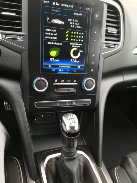 Renault Mégane • 2017 • 60,000 km 11