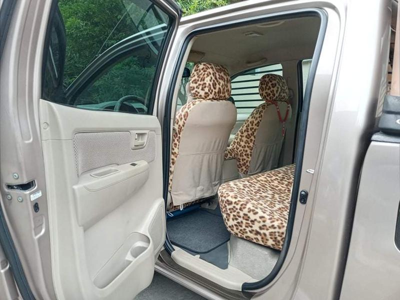 Toyota Hilux • 2006 • 190,000 km 6