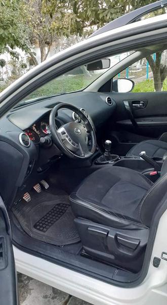 Nissan  • 2013 • 168,000 km 7