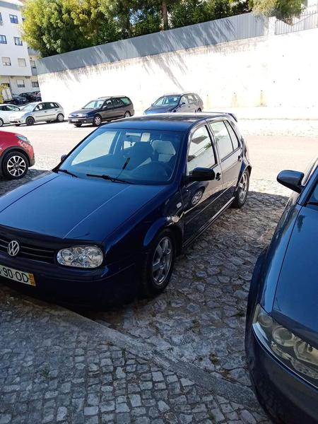 Volkswagen Golf • 1999 • 180,000 km 3