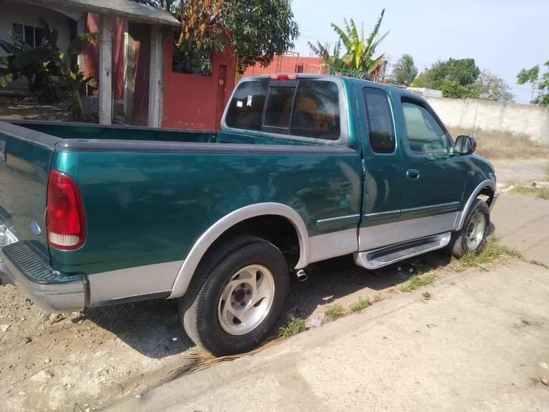 Ford  • 1997 • 170,000 km 1