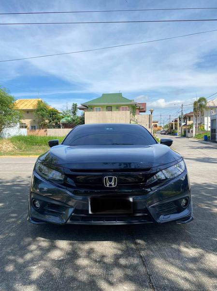 Honda Civic • 2017 • 30,000 km 1