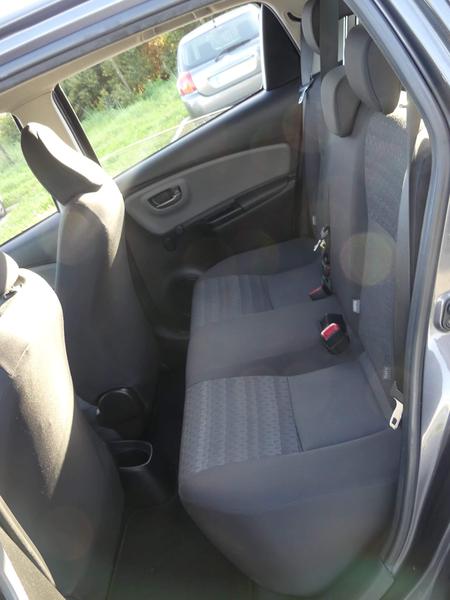 Toyota Yaris • 2017 • 62 km 6