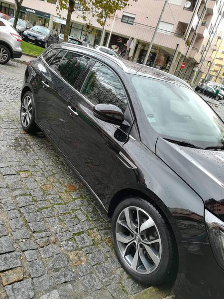 Renault Mégane • 2017 • 60,000 km 2