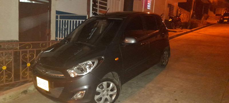 Hyundai i10 • 2012 • 78,000 km 1