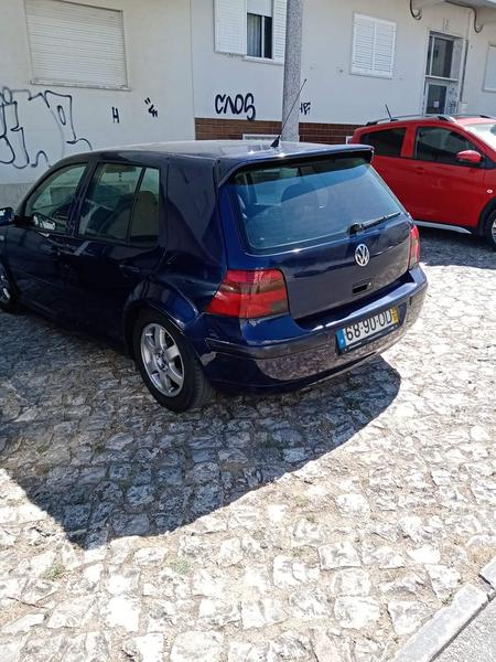 Volkswagen Golf • 1999 • 180,000 km 2