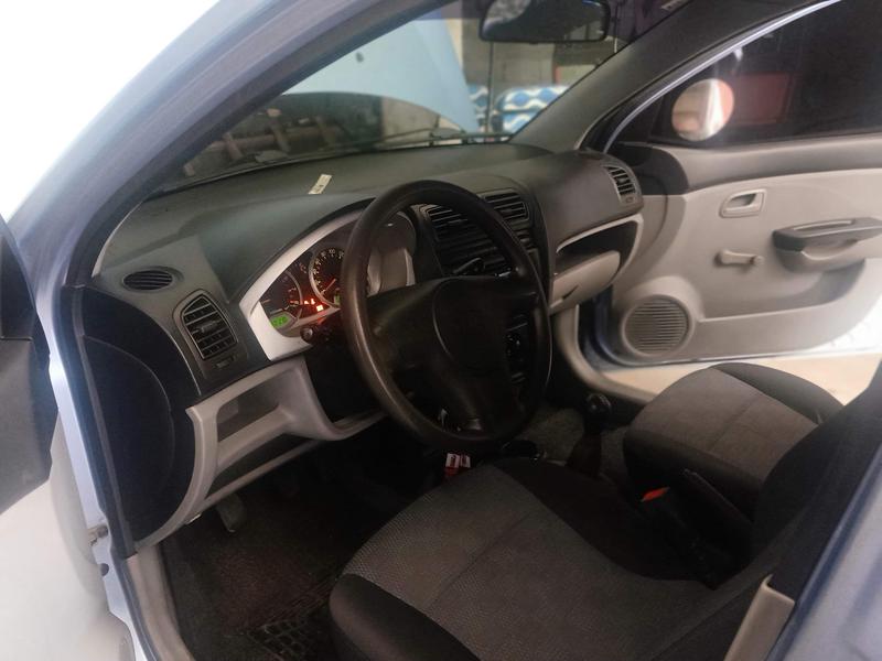 Kia Picanto • 2004 • 80,000 km 10