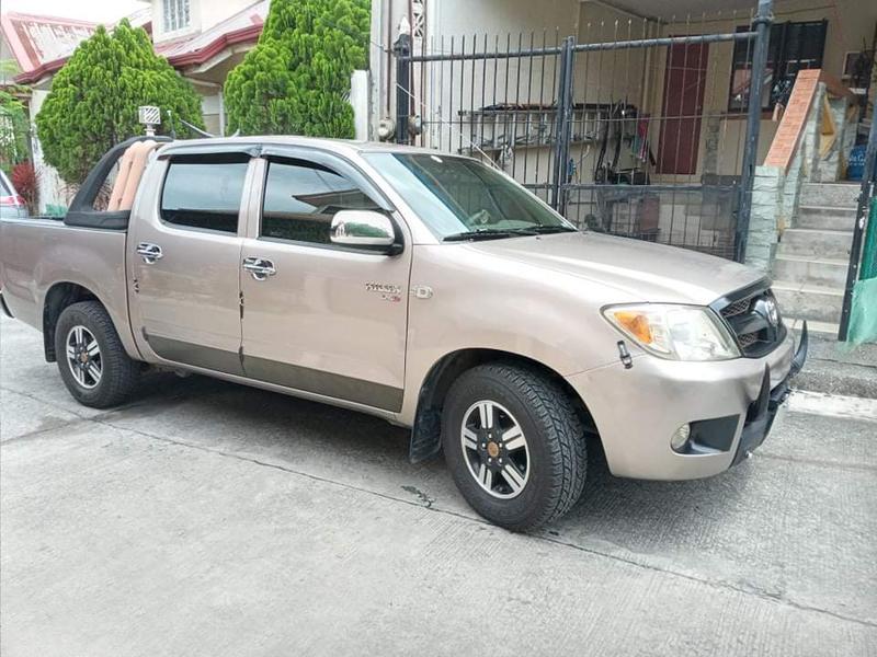 Toyota Hilux • 2006 • 190,000 km 5