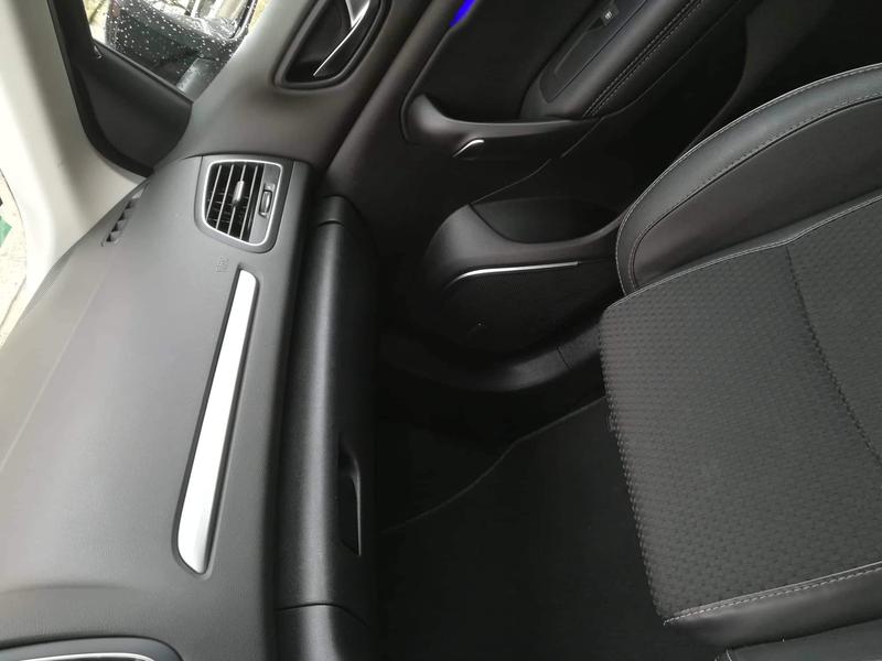 Renault Mégane • 2017 • 60,000 km 13