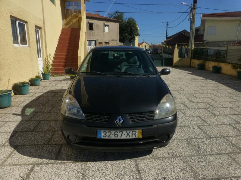 Renault Clio • 2004 • 190,000 km 3