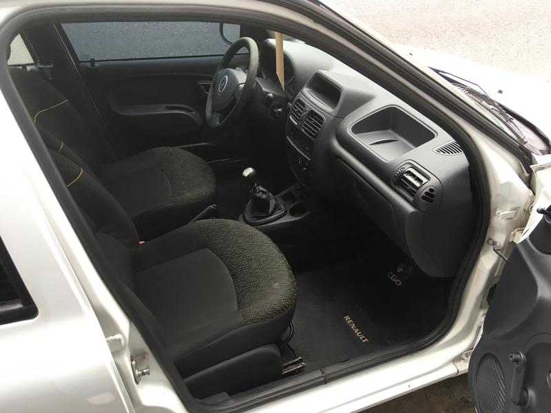 Renault Clio • 2013 • 117,000 km 7