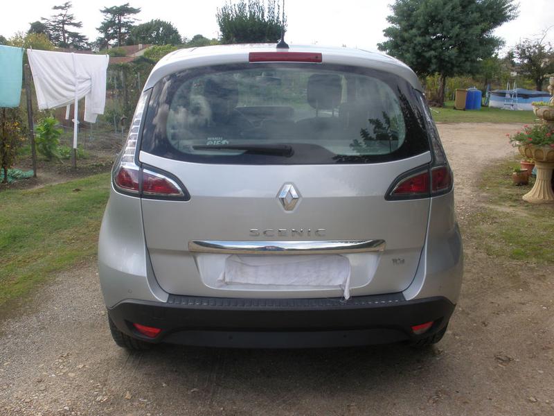 Renault Scénic • 2013 • 76,352 km 3