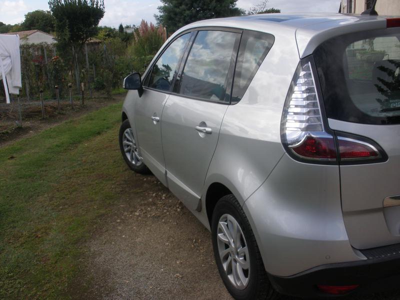 Renault Scénic • 2013 • 76,352 km 2