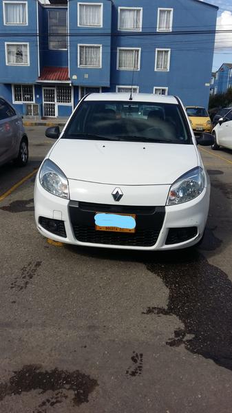 Renault Sandero • 2016 • 50,000 km 2