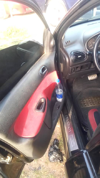 Peugeot 206 • 2005 • 9,000 km 6