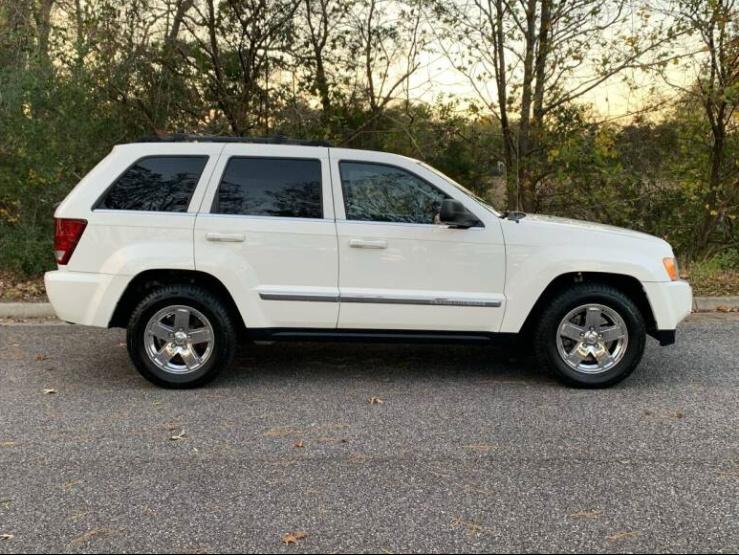 Jeep Grand Cherokee • 2006 • 79 km 3