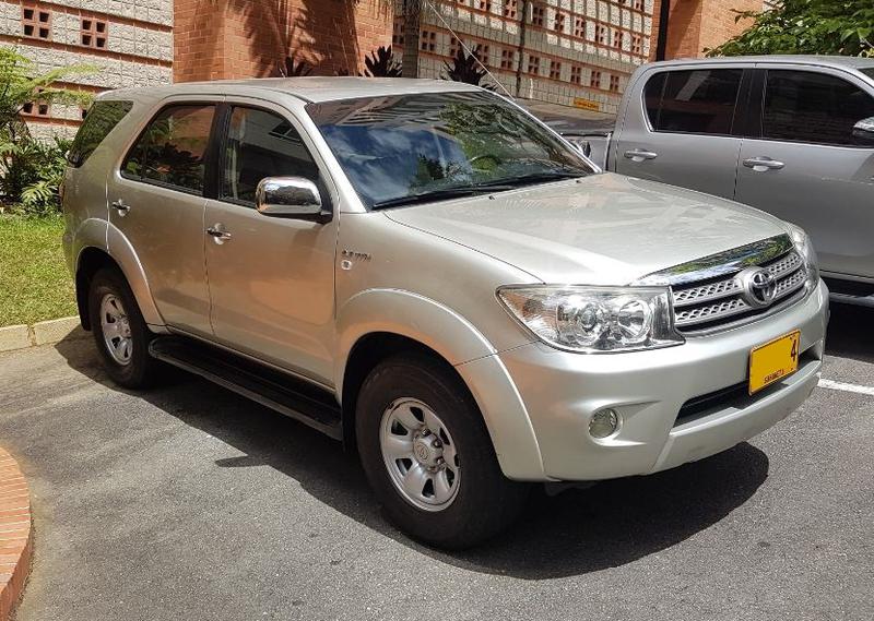Toyota Fortuner • 2011 • 95,000 km 9