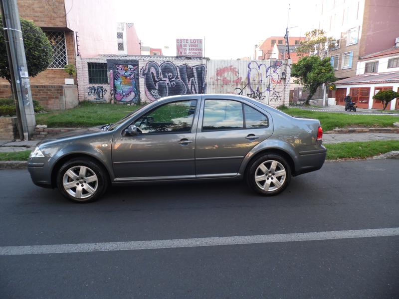 Volkswagen Jetta • 2013 • 110,073 km 1