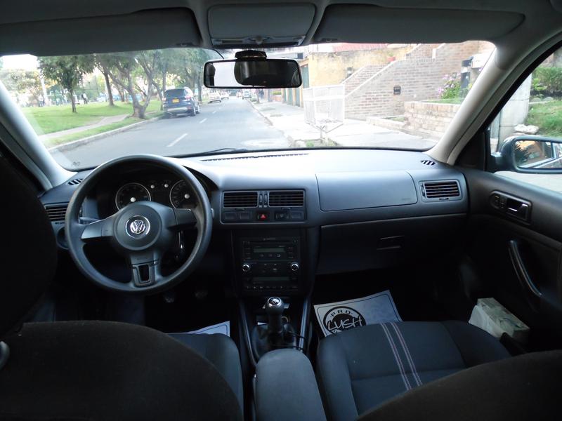 Volkswagen Jetta • 2013 • 110,073 km 13