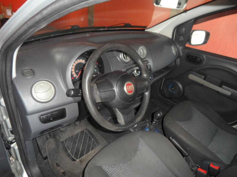 Fiat Uno • 2011 • 90,700 km 3