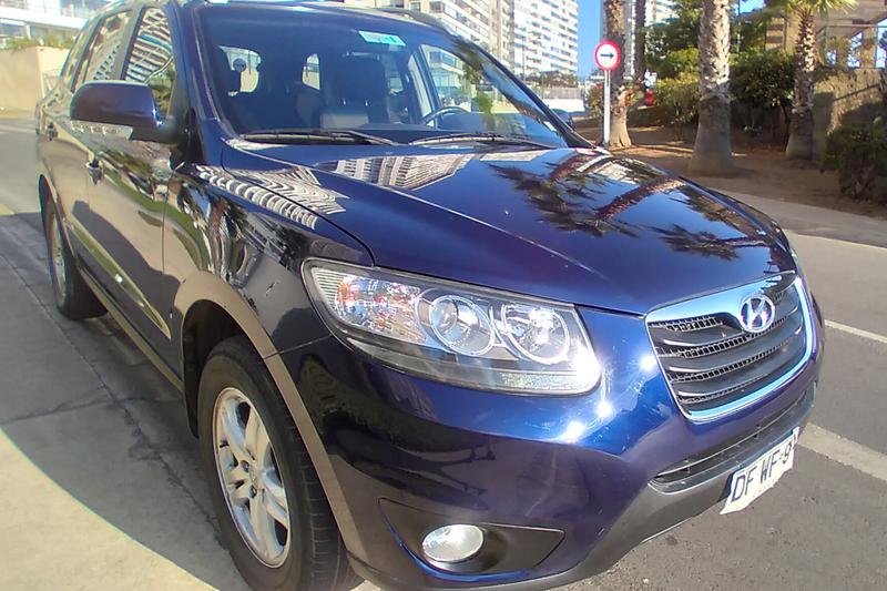 Hyundai Santa Fe • 2011 • 105,000 km 6