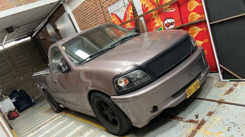 Ford F-150 • 1999 • 10,000 km 3