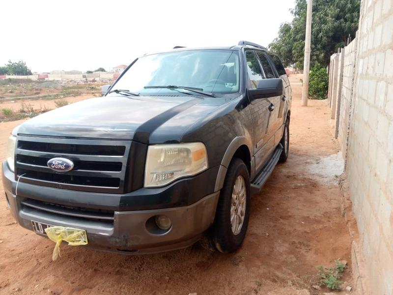 Ford Explorer • 2014 • 100,000 km 4