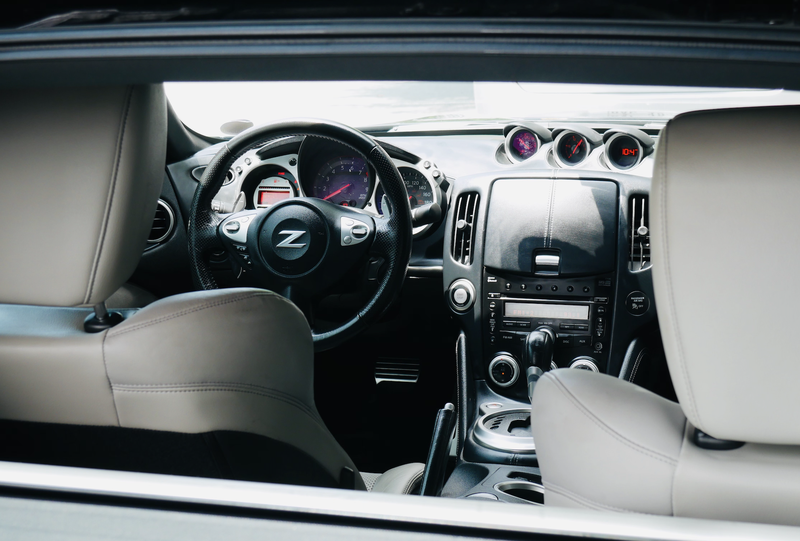 Nissan 370z • 2009 • 7,000 km 12