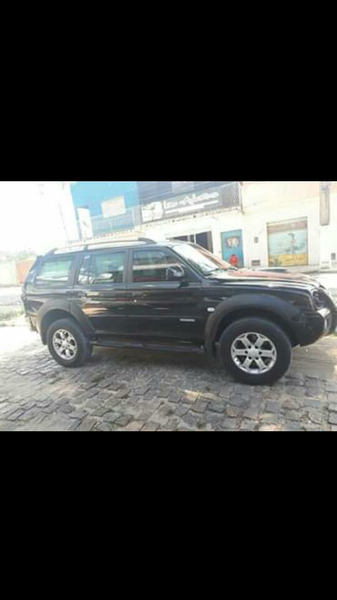 Mitsubishi Pajero Sport • 2010 • 150 km 2