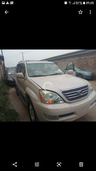 Lexus GX • 2003 • 87,000 km 9