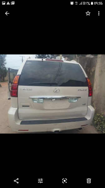 Lexus GX • 2003 • 87,000 km 11