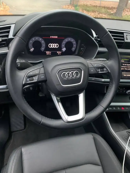 Audi Q3 • 2020 • 6 km 2